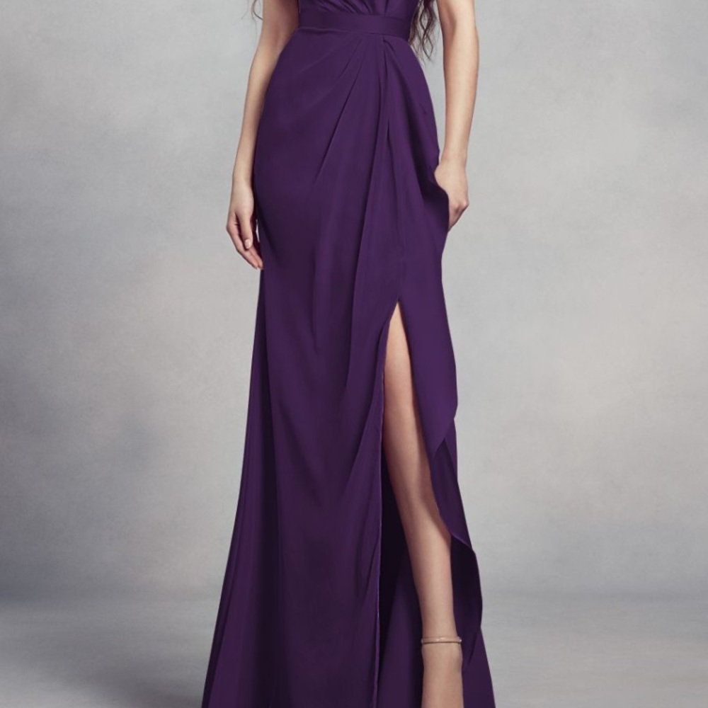 Vera Wang Plum /Amethyst Gown - Picture 2 of 6